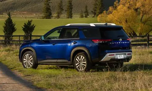 Manuels et guides d'utilisation du Nissan Pathfinder